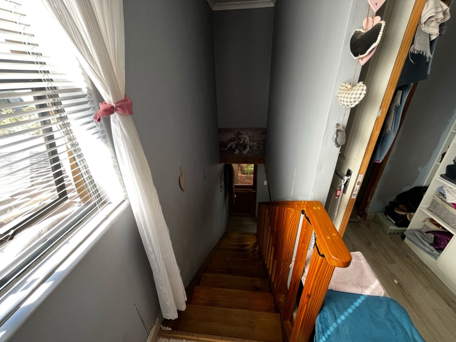 3 Bedroom Property for Sale in Esselenpark Western Cape